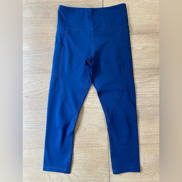 Zyia Navy Pocket Light n Tight Hi-Rise Capri 20” - Picture 4 of 6